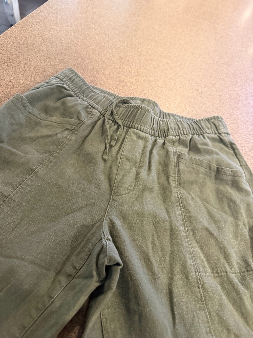 Old Navy Women's Olive Green Cargo Pants with Drawstring Waist